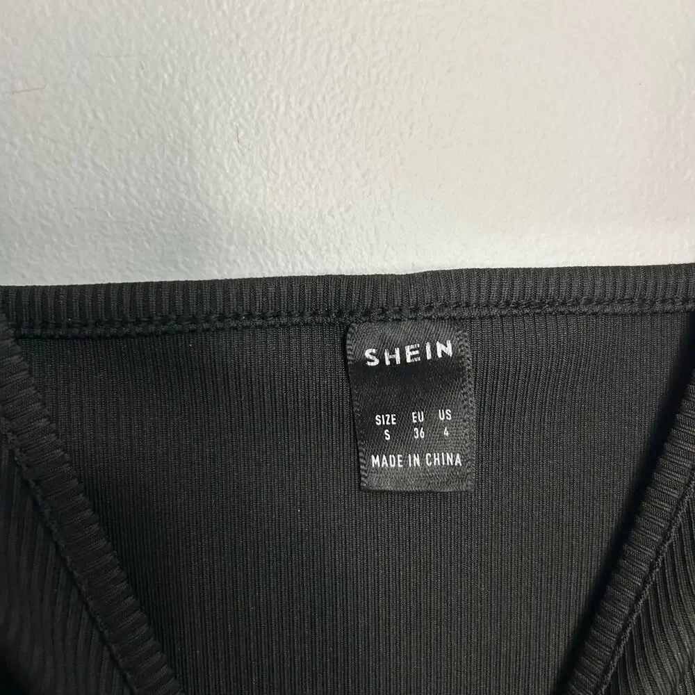 NWOT SHEIN Black Ribbed V-Neck Crop Tank Top Women’s Size Small - Picture 3 of 6